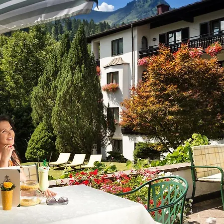 Johannesbad St. Georg 4* 배드호프가스타인