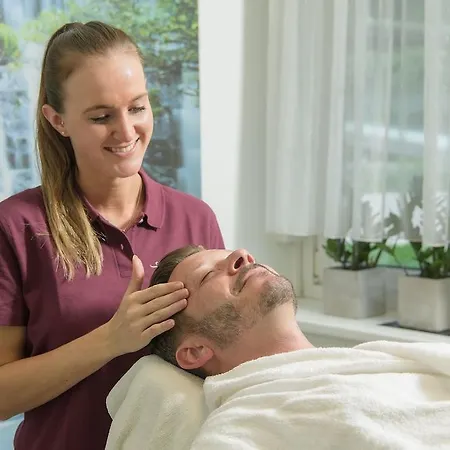 Johannesbad St. Georg 4*